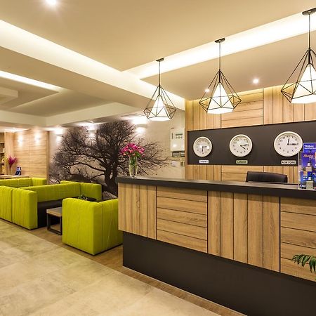 Hotel Compliment Trjawna Exterior foto
