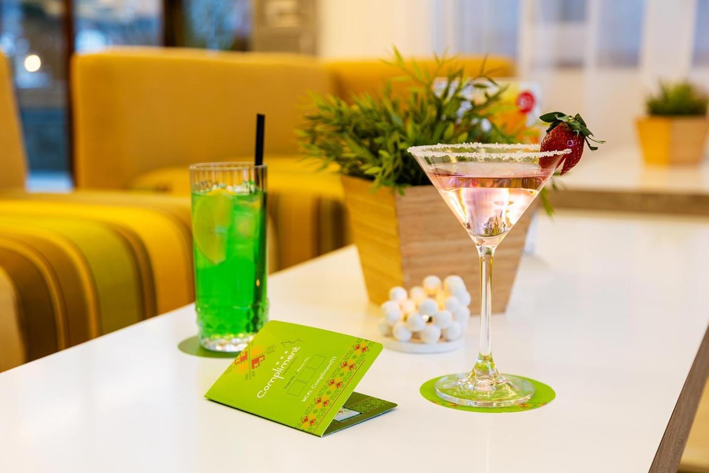 Hotel Compliment Trjawna Exterior foto