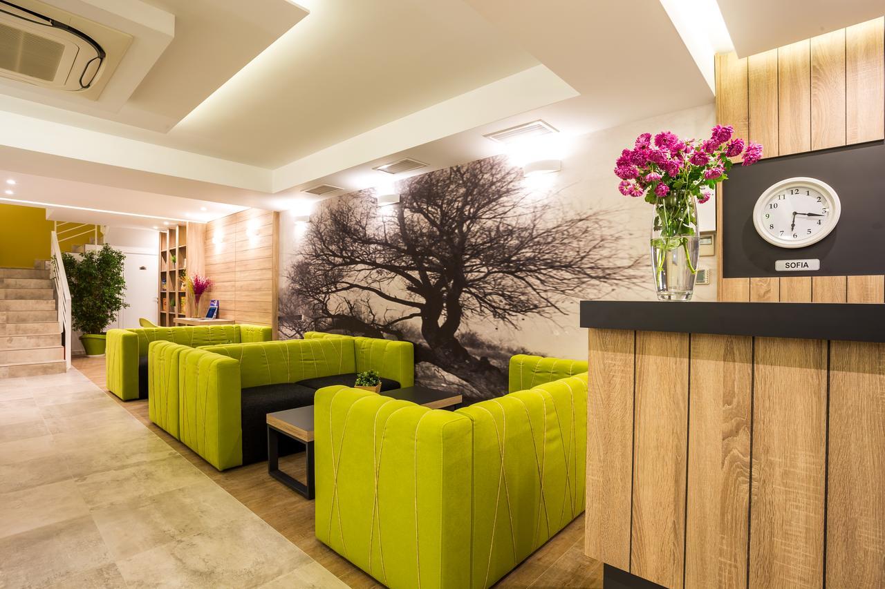 Hotel Compliment Trjawna Exterior foto