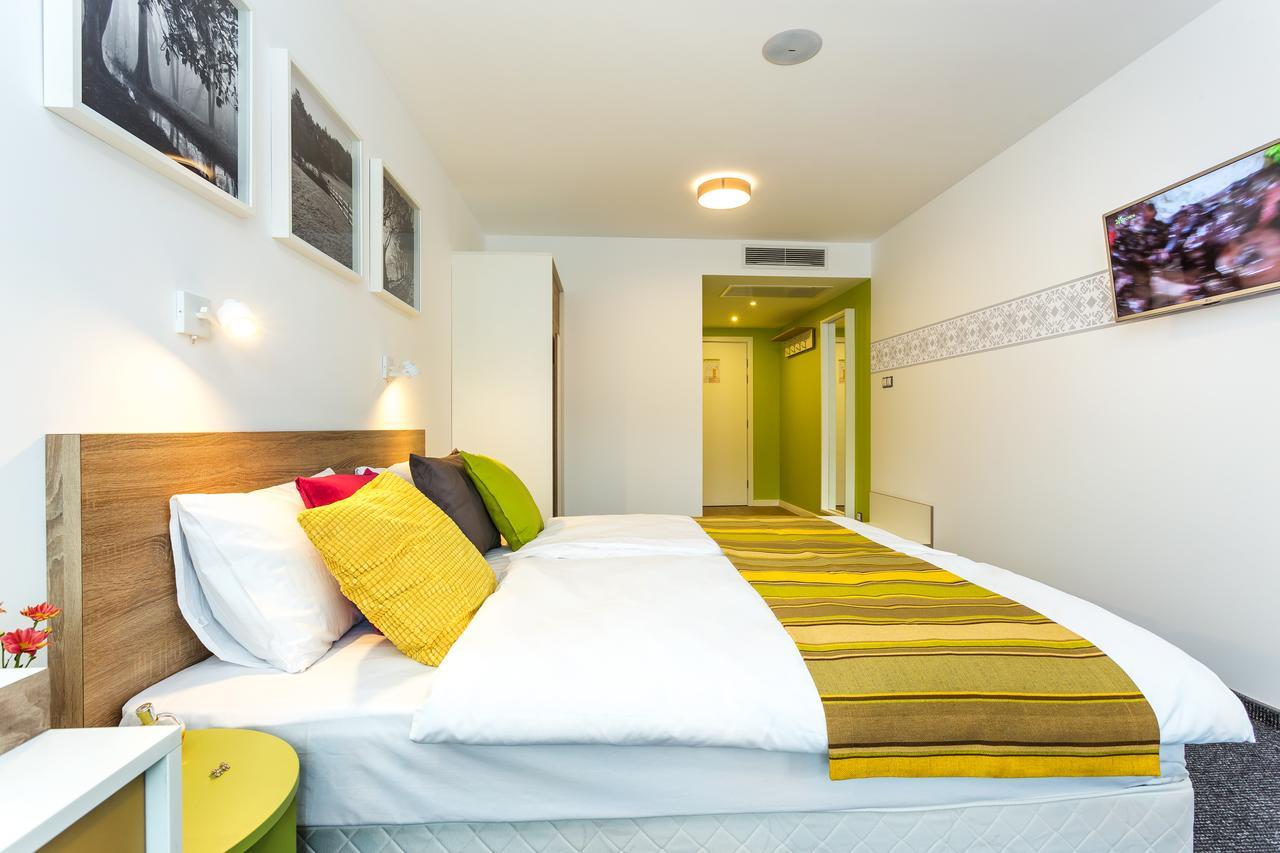 Hotel Compliment Trjawna Exterior foto