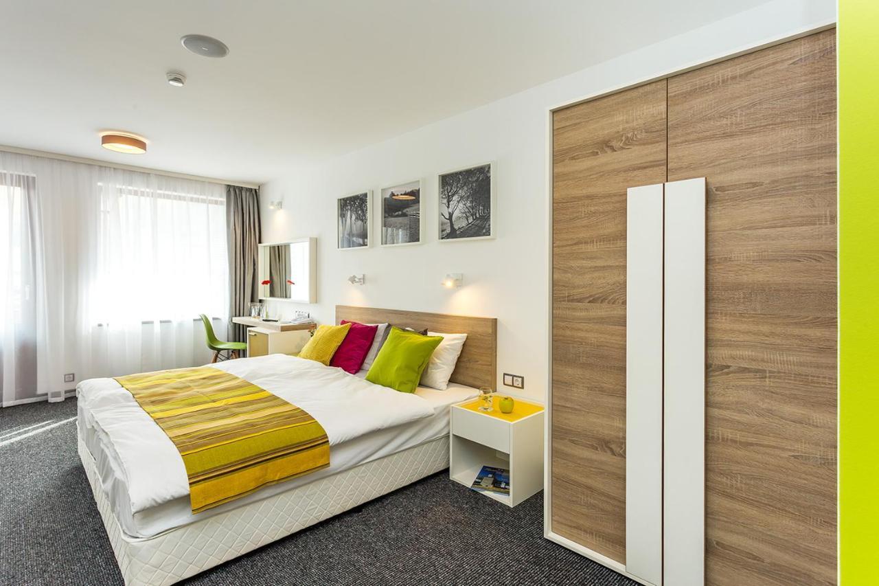 Hotel Compliment Trjawna Exterior foto